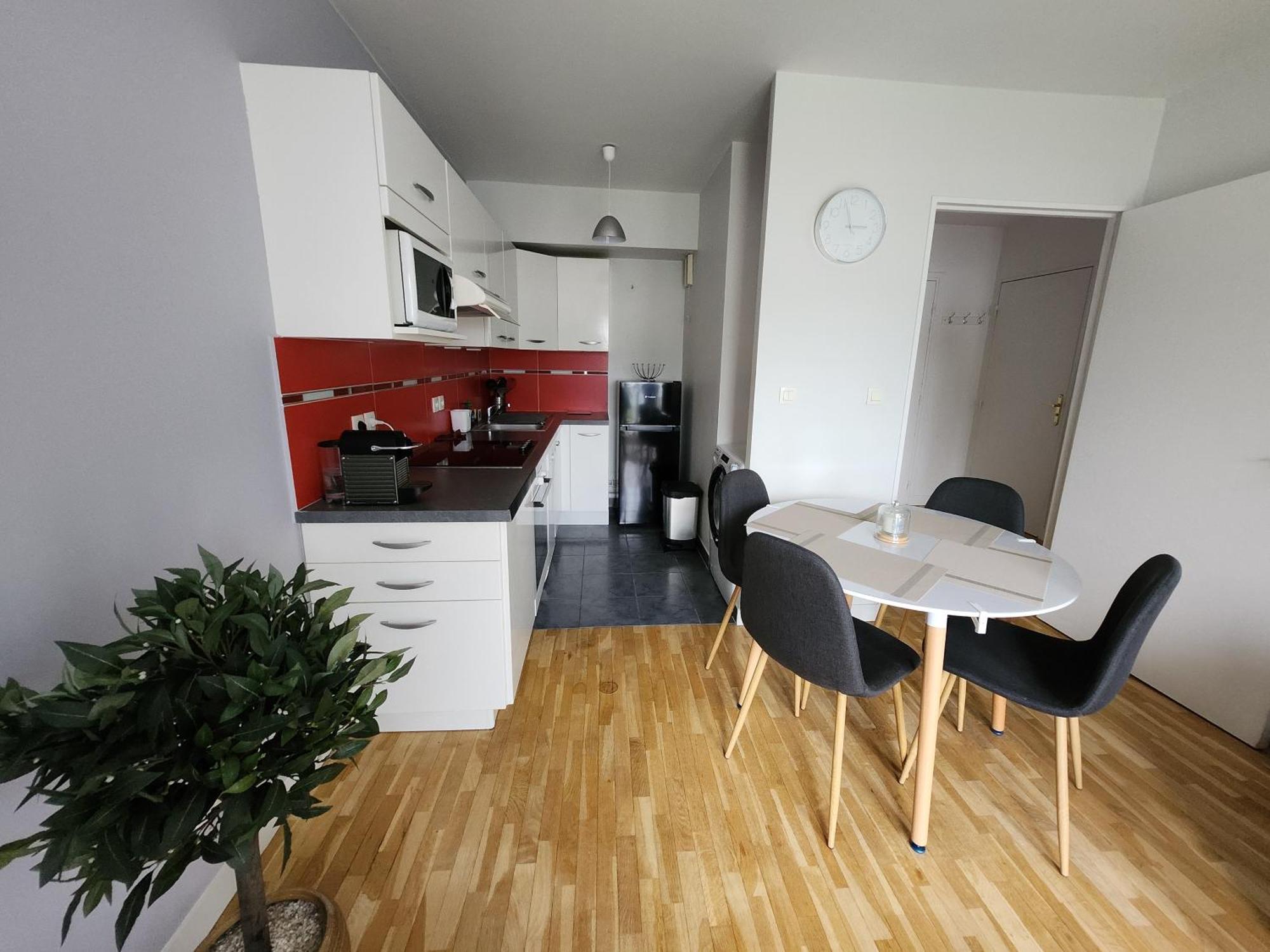 Appartement, Balcon, Parking, 5' Disneyland Montévrain Buitenkant foto